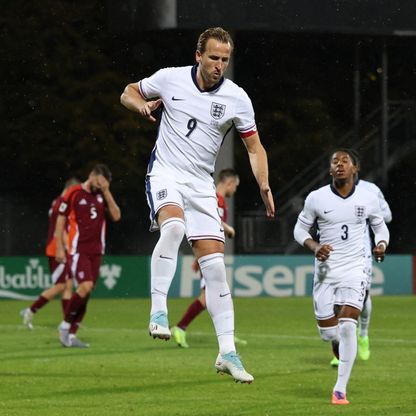 إنجلترا تكتسح لاتفيا وتحسم تأهلها إلى كأس العالم 2026
