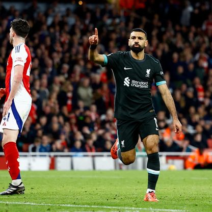 محمد صلاح يقود التشكيلة المثالية للدوري الإنجليزي لعام 2025