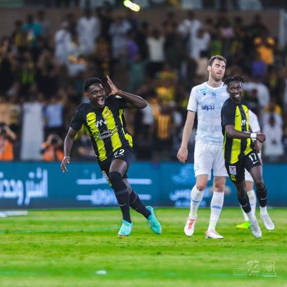 موهبة طلال حاجي تتفوّق على نجومية لاعبي الاتحاد والأخدود