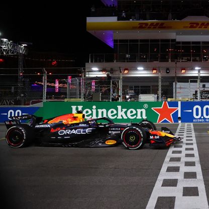 فرشتابن يفوز بسباق لاس فيغاس لفورمولا 1 ونوريس يقترب من اللقب