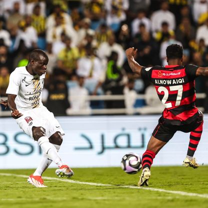 شاهد.. قذيفة كانتي تُلحق الاتحاد بالهلال في صدارة دوري روشن