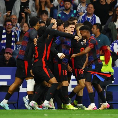 ريال مدريد يهنئ غريمه برشلونة بلقب الدوري الإسباني