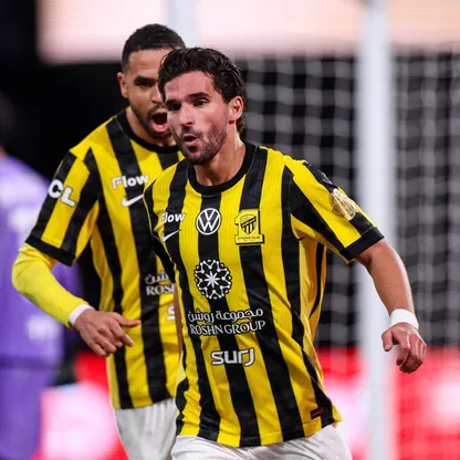 حسام عوار بعد تسجيله هدفاً للاتحاد في مرمى الهلال وبدا يوسف النصيري - 21 فبراير 2026