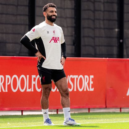 محمد صلاح يطارد 3 أرقام في مباراة ليفربول وبيرنلي