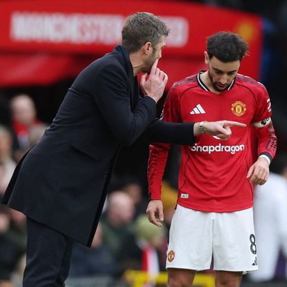 برونو فيرنانديز يتحدث عن تأثير مايكل كاريك على مانشستر يونايتد