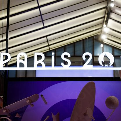 افتتاح القرية الأولمبية في باريس قبل يوم من المهلة المحددة