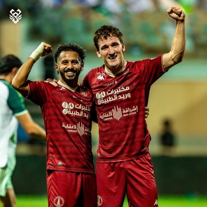شاهد.. الخلود يصعق الأهلي في الدقائق الأخيرة ويلحق به الهزيمة الأولى