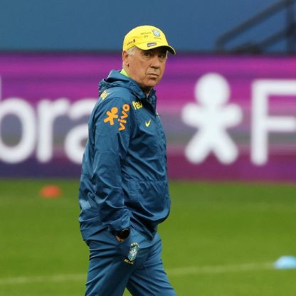 أنشيلوتي "لن يرضخ للضغوط".. ونيمار "يختار طريقاً خاطئاً"