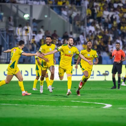 كوستاس فورتونيس الأفضل وفابينيو الأسوأ في مباراة الخليج والاتحاد