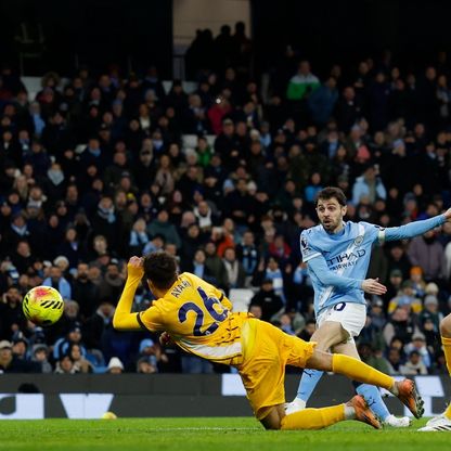 مانشستر سيتي يتعثر للمرة الثالثة على التوالي وأستون فيلا يضيع فرصة ثمينة