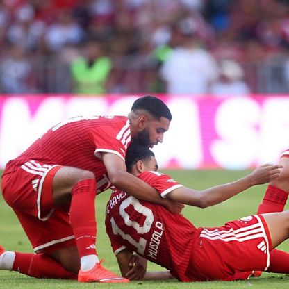 بعد انهيار جسده مرتين.. موسيالا جاهز للقاء بايرن ميونيخ وشالكه