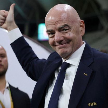 إنفانتينو يستعرض استثمارات فيفا في إفريقيا ويتعهد بالمزيد