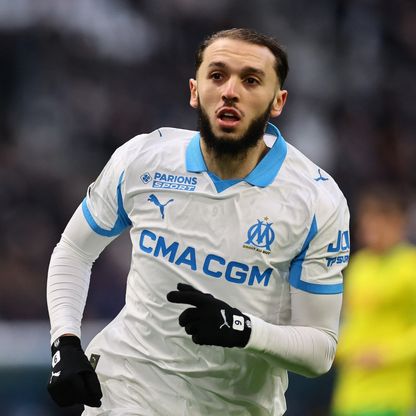 أمين غويري "الغائب عن كأس إفريقيا" يعود في هزيمة مارسيليا بـ9 لاعبين