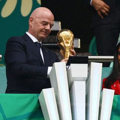 إنفانتينو يستخدم طائرة خاصة لمشاهدة مباراتين يومياً في كأس العالم