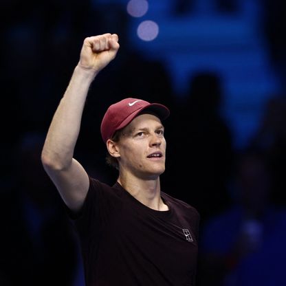 سينر يعبر بن شيلتون في البطولة الختامية ويعزز مسيرته الخالية من الهزائم