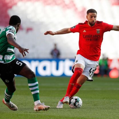 ملوك المراوغات.. هل يملك عادل تاعرابت نفس مستوى نيمار؟