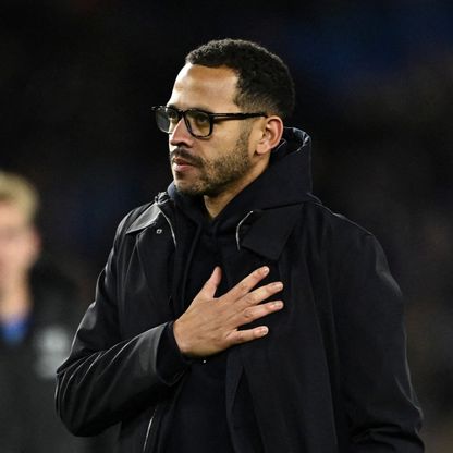 هزيمة تشيلسي أمام برايتون قد تطيح بمدربه ليام روسينيور