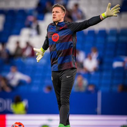 تير شتيغن يقطع عطلته وينضم لـ 7 لاعبين في تدريبات برشلونة