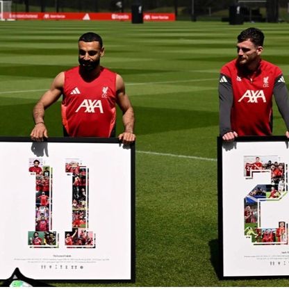 محمد صلاح ينال "هدية تذكارية" من سلوت وتشكيلة ليفربول