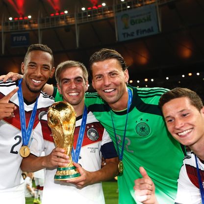 فيليب لام يحذّر ألمانيا من تكرار مصير إيطاليا في كأس العالم