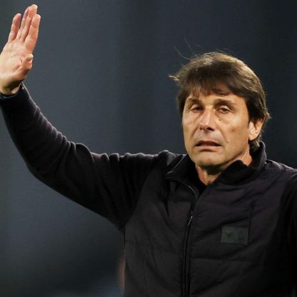 كونتي يحسم الجدل: لدي عقد مع نابولي ولا أفكر في إيطاليا الآن