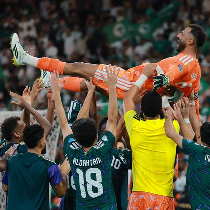 شاهد.. قفاز العويس يلمع ويقود السعودية إلى نهائي "خليجي 27"