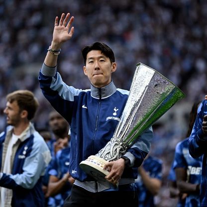 "جئت شاباً وأترك النادي رجلاً".. سون هيونغ مين يعلن رحيله عن توتنهام
