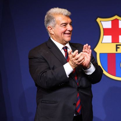 لابورتا "متألّم" من تصريحات تشافي.. ويفتح أبواب برشلونة لميسي