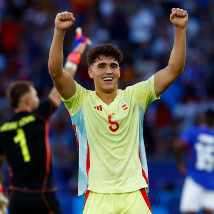 أغلى مدافع في العالم يستعد لاختبار "القبول بالجامعة"