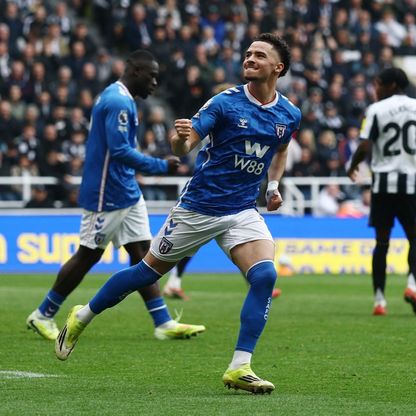 المغربي شمس الدين طالبي جناح سندرلاند يقترب من الدوري السعودي