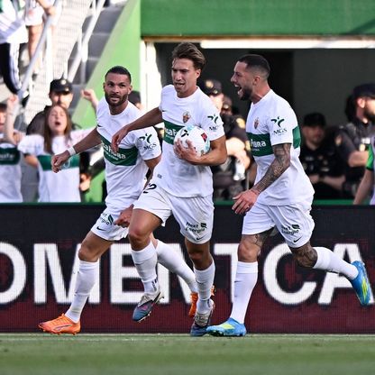 أتلتيكو مدريد يسقط أمام إلتشي بثلاثية في الدوري الإسباني