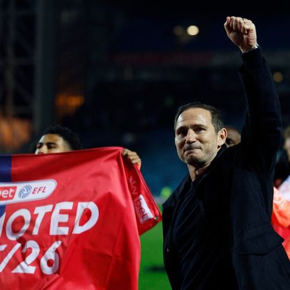 لامبارد يعيد كوفنتري سيتي إلى الدوري الإنجليزي الممتاز بعد ربع قرن