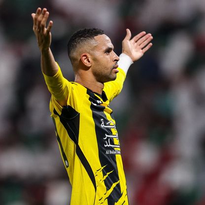 يوسف النصيري يُطارد إيفان توني في سباق هداف الدوري السعودي
