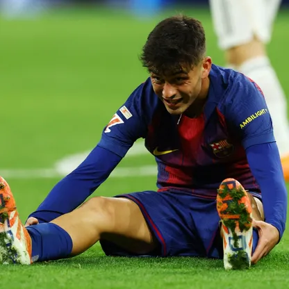 حسرة بيدري خلال مباراة بين ريال مدريد وبرشلونة في الدوري الإسباني - 26 أكتوبر 2025