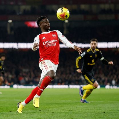 لماذا تراجع أداء بوكايو ساكا نجم أرسنال؟