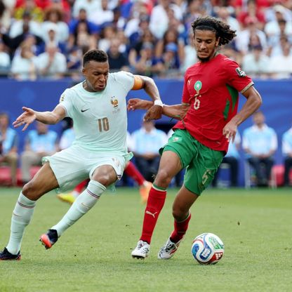 بوعدي فخور بتمثيل المغرب ويكشف سبب الهزيمة أمام فرنسا