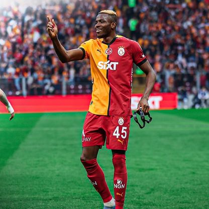 مهلة 24 ساعة.. الهلال يُحذر أوسيمين ويرفض المساومة