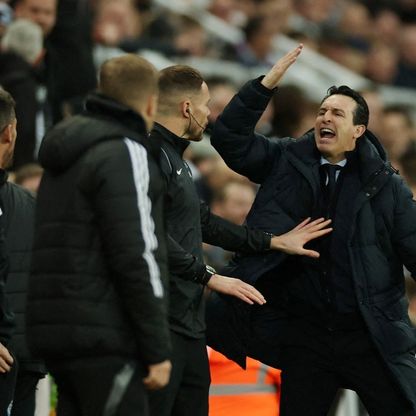 تغريم أستون فيلا ونيوكاسل بسبب "شجار عيد الميلاد"