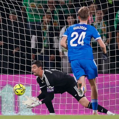 تيبو كورتوا يوجّه رسالة قاسية لمدافعي ريال مدريد بعد خيبة إلتشي