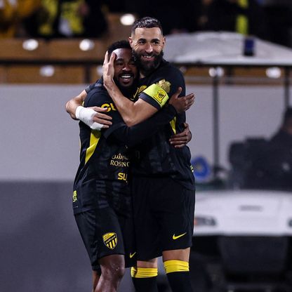 1 من الهلال و1 من الاتحاد.. تشكيلة الجولة 15 في الدوري السعودي