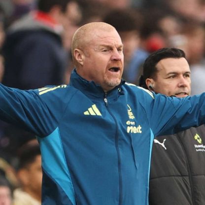 مدرب نوتنغهام فورست يطالب بحظر استخدام المناشف على خط التماس