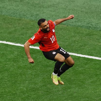 5 من 4.. شاهد| صلاح "الملك المصري" يكتب التاريخ بأحرف من ذهب