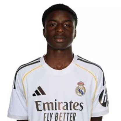 شريف.. "نغولو كانتي الجديد" يُبهر أكاديمية ريال مدريد