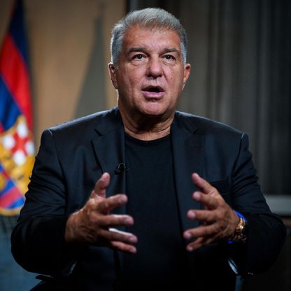 لابورتا يبدّل رأيه: برشلونة يحتاج تعاقدات ليكون أكثر تنافسية