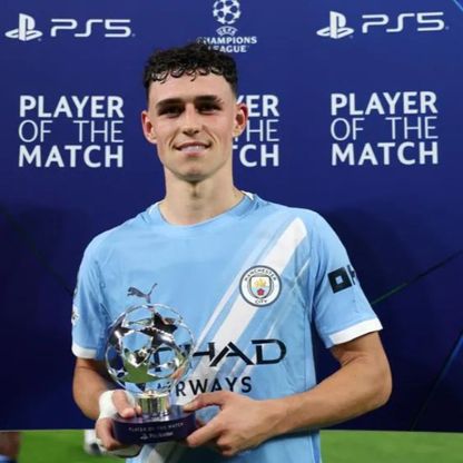 فودين لاعب سيتي يصف كسر صمود نابولي "بالكابوس"