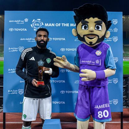 البريكان الأفضل ورياض محرز بين الأسوأ في مباراة الأهلي والنجمة