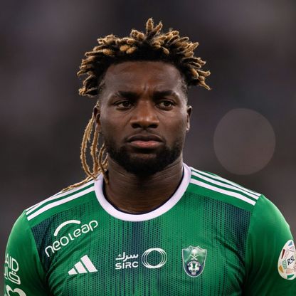 الأهلي يرفض عرض رين لضم ماكسيمان بسبب "ضعف المقابل المادي"