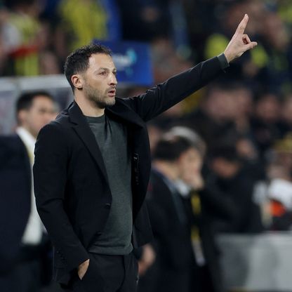 فنربخشة يقيل مدربه تيديسكو بعد الهزيمة أمام غلطة سراي