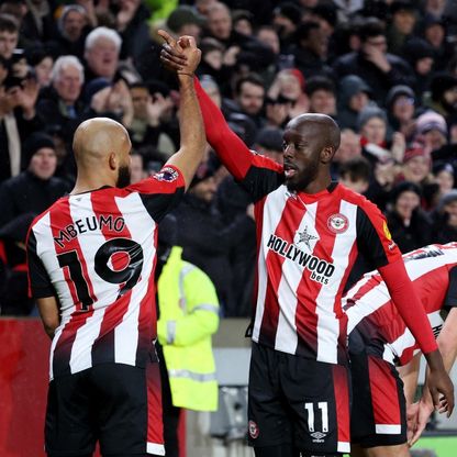 نيوكاسل يتجه إلى برينتفورد للتعافي من ضربة إيكيتيكي