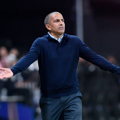 الدرعية يعلن تعاقده مع المدرب الفرنسي صبري لموشي